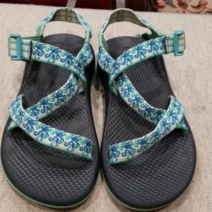 GUC Chacos Blue/Green Sandals Size 5